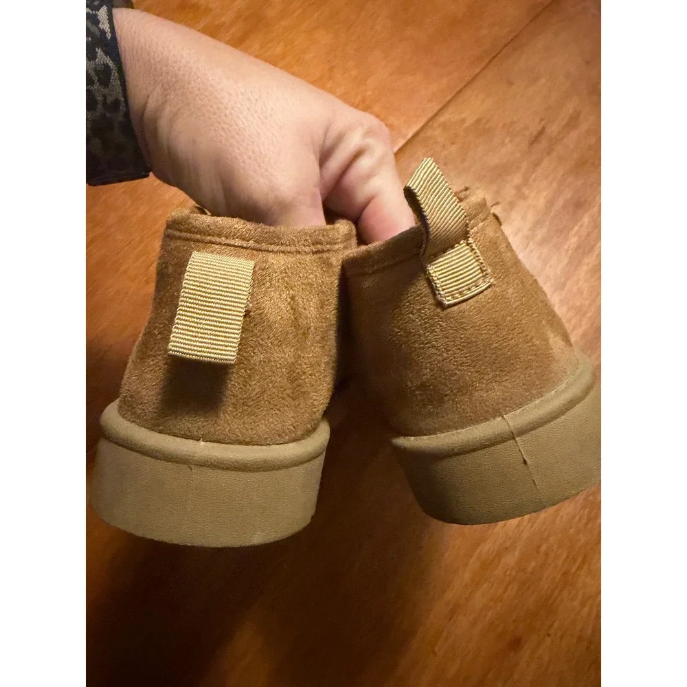 Gigil Girls Chestnut Brown Faux Fur Lined Ankle Boots Size 1 Youth Side Zip